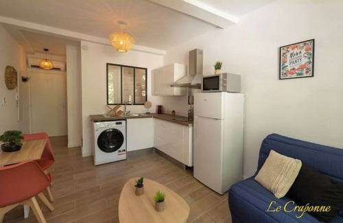 Salon-de-Provence Apartment | Le Craponne - Magnificent apartment in the city center with parking