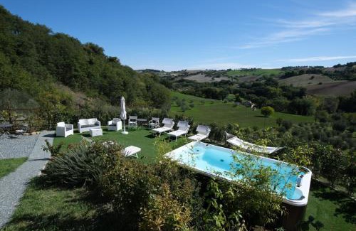 Arcevia Villa | Le Cune CountryHouse - Private Pool, AirCo, Jacuzzi