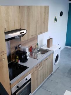 Lens Apartment | Le Délice doré - Wifi - Parking Privée