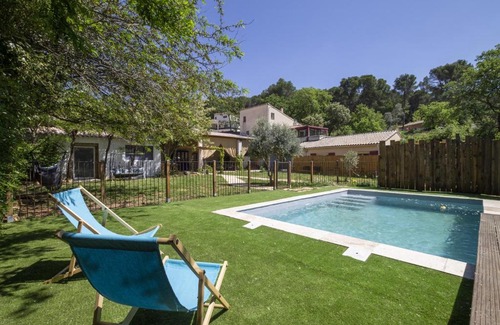 Piolenc Villa | Le Dali