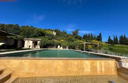 Le Barroux Bed & Breakfast | Le Degoutaud