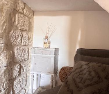 Gallician House | LE DOMAINE D'AMBRE La maison des Vendangeurs