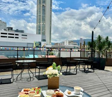 Downtown George Town Hotel | Le Dream Boutique Hotel