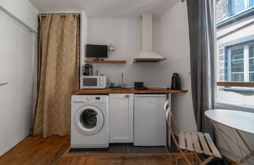 Clermont Ferrand City Centre Apartment | Le Duplex - 11 Rue de la Boucherie - Clermont
