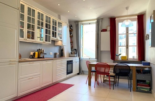 Saint-Louis Apartment | Le Duplex La Fontaine au Cœur des JO 2024 à Versailles !