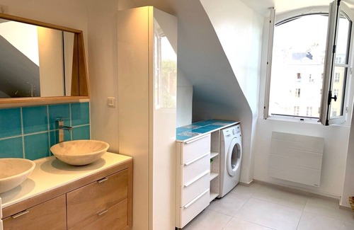 Saint-Louis Apartment | Le Duplex La Fontaine au Cœur des JO 2024 à Versailles !