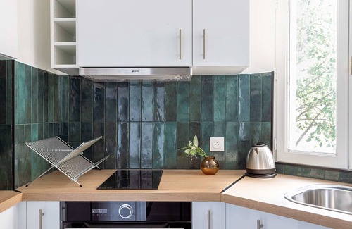 Asnieres-sur-Seine Apartment | Le Dupont - Parking, Metro 13, 15 min Saint Lazare