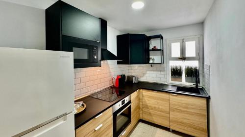 Playa Honda Apartment | Le Family Palms Private Oasis with Terrace & BBQ
