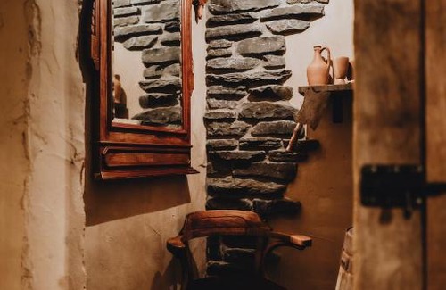 La Roche-en-Ardenne Hotel | Le Fantôme de Berthe logement-attraction insolite