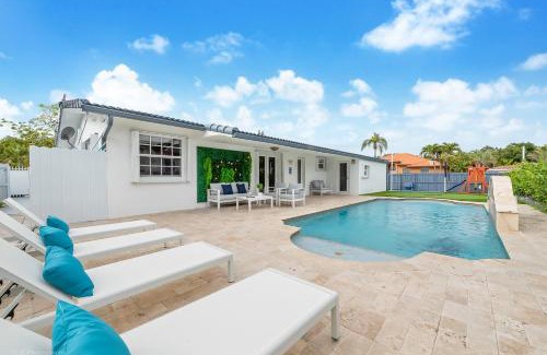 Westchester House | Le Femme Paradise