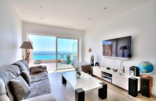 Fabron Apartment | Le Florentina, dernier étage avec terrasse, vue sur la Baie des Anges