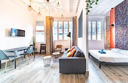 Charpennes - Charmettes Apartment | "Le Fougère" Grand T2 climatisé 6 pers Prox Gare Métro Tram