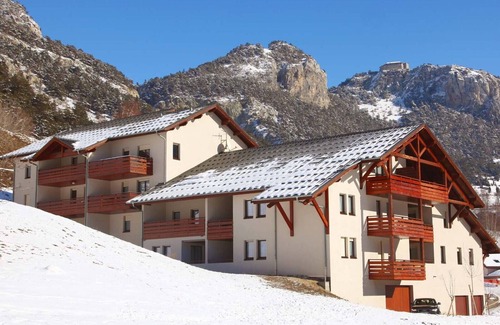 Avrieux Apartment | "Le Friendly" - Spacious apartment with terrace