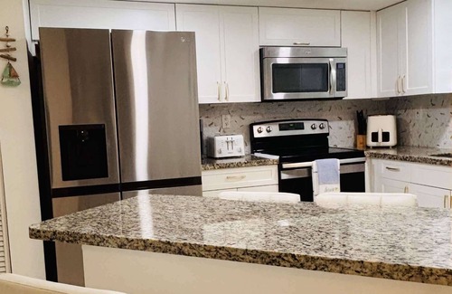 Sunny Isles Beach Condo | Le Frontenac in Sunny Isles unit 402 (STR-03003)