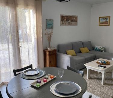 Velleron Apartment | Le gîte de Cambuisson