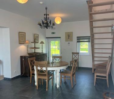Frasnes-lez-Buissenal House | Le Gîte du Jardinier
