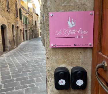 Guzman Bed & Breakfast | Le Gatte Rosa B&B