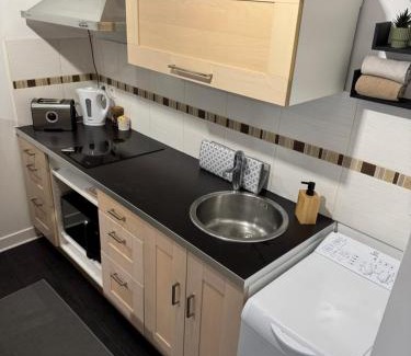 Septeuil Apartment | Le Grand Studio De Septeuil 27m2