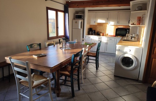 Bagnols-sur-Ceze Apartment | Le Grenadier Gîte with swimming pool in Occitan Provence