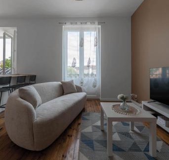 Quartier de France Apartment | Le Grenet - Appartement design en duplex