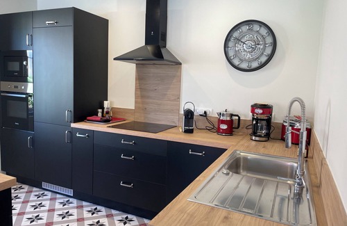 Barr Apartment | Le Hêtre Rouge - Le Geai - 4* furnished apartment with spa, sauna, garden and parking lot