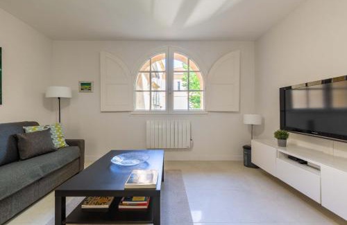 Aix-en-Provence Historic Centre Apartment | Le Jardinet de la Cathédrale
