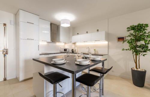 Aix-en-Provence Historic Centre Apartment | Le Jardinet de la Cathédrale