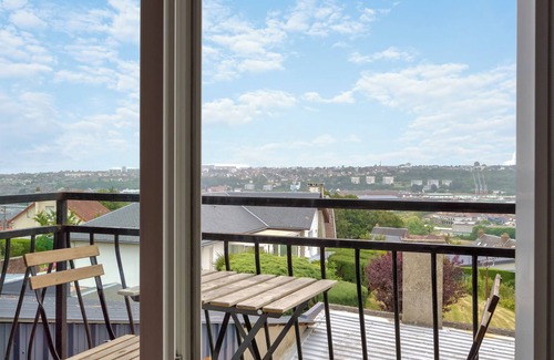 Dieppe Apartment | Le Léon 15 , charmant studio avec balcon vue mer situé à Dieppe