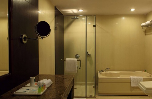 Ranchi Hotel | Le Lac Sarovar Portico Ranchi