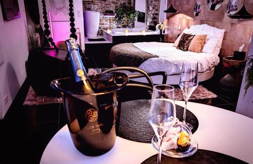 Perverie House | Le Lovt - LOVE ROOM NANTES