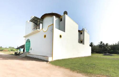 Cuddalore-Puducherry Administrative Boundary House | Le Lucky Chalet