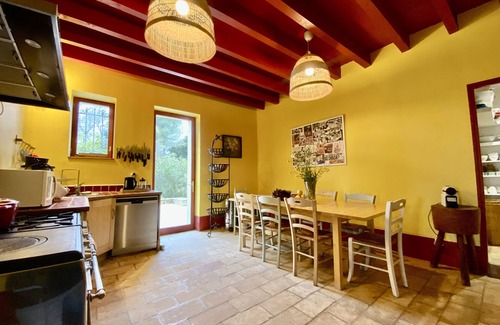 Castries House | Le Magnan - Great family home!
