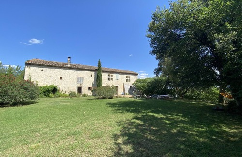 Castries House | Le Magnan - Great family home!