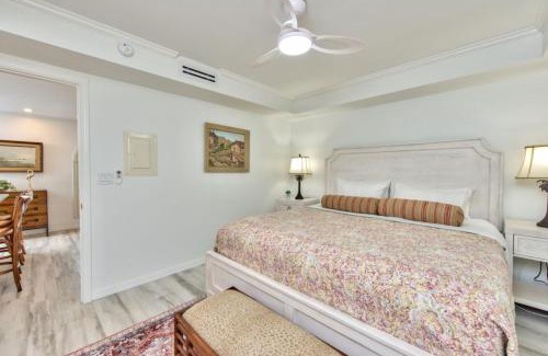 Old Naples Apartment | Le Malo Vacation Rental