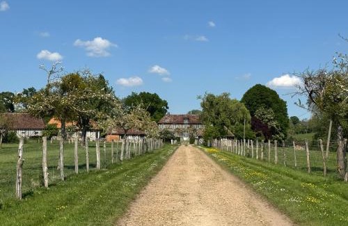 Lessard-et-le-Chene Villa | Le Manoir familial du Quesnot, idéal familles et amis