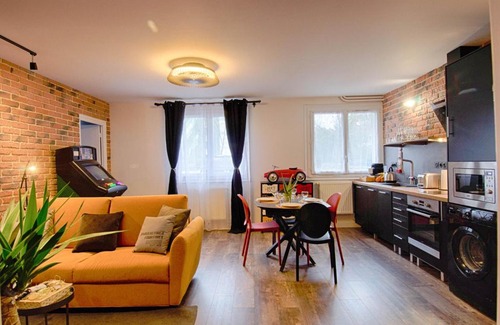 Bollee Apartment | Le Mans Factory - Parking Gratuit - Proche Hypercentre