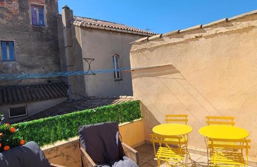 Centre Historique Apartment | Le Marceau Terrasse Sur Le Toit