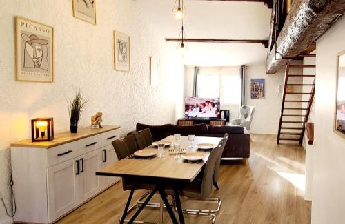 Centre Historique Apartment | Le Marceau Terrasse Sur Le Toit
