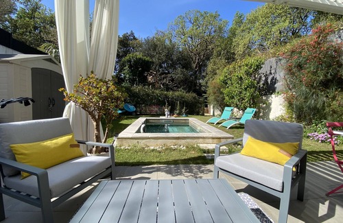 La Seyne-sur-Mer Villa | Le Mas de Fabregas: Relax in this quiet and elegant house ,400m from the beach.