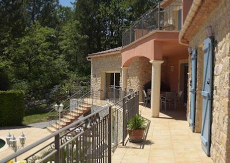 Nyons Bed & Breakfast | Le Mas du Grand Chêne - Chambres & Roulotte