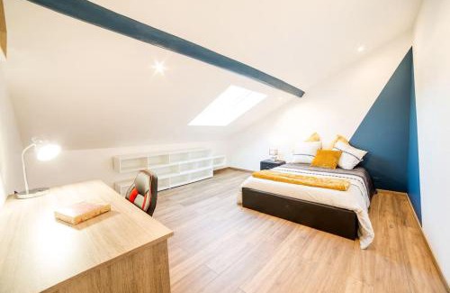 Haussonville-Blandan-Mon Desert-Saurupt Apartment | Le Maxi Dupont Thermal Netflix Clim Fibre OscarNewHome