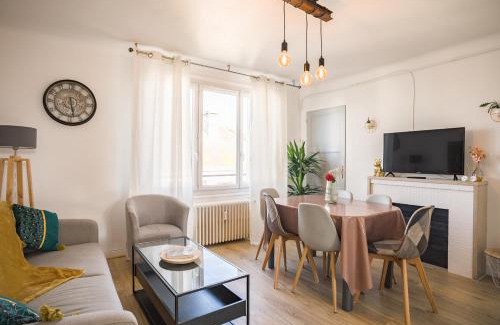 Troyes Apartment | Le May Flower - 3 Chambres - Proche Centre-Ville