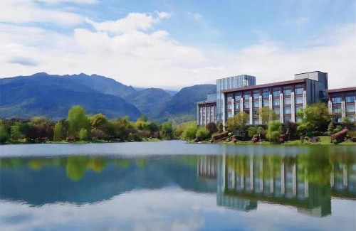Emeishan Hotel | Le Meridien Emei Mountain Resort
