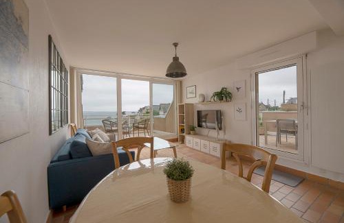 Rotheneuf-Le Pont Apartment | Le Minihic