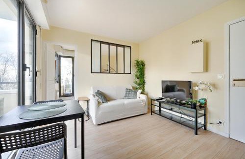 Asnieres-sur-Seine Apartment | Le Molière des Bords de Seine - 15 min de Paris