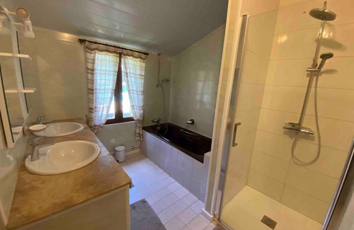 Saint-Julien-de-Lampon House | Le Mondou