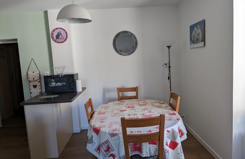 Mont-Dore Apartment | Le Mont Dore, apartment 2 chs, 4th floor (elevator), the city center