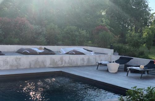 Lent Bed & Breakfast | LE MOULIN DE LONGCHAMP - Maison d'Hôtes