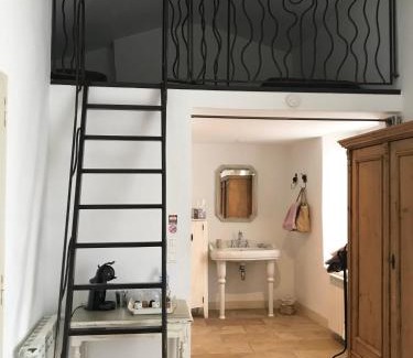 Gordes Bed & Breakfast | Le Moulin des Sources