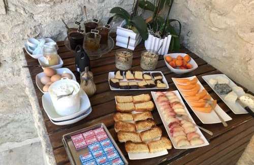 Gordes Bed & Breakfast | Le Moulin des Sources